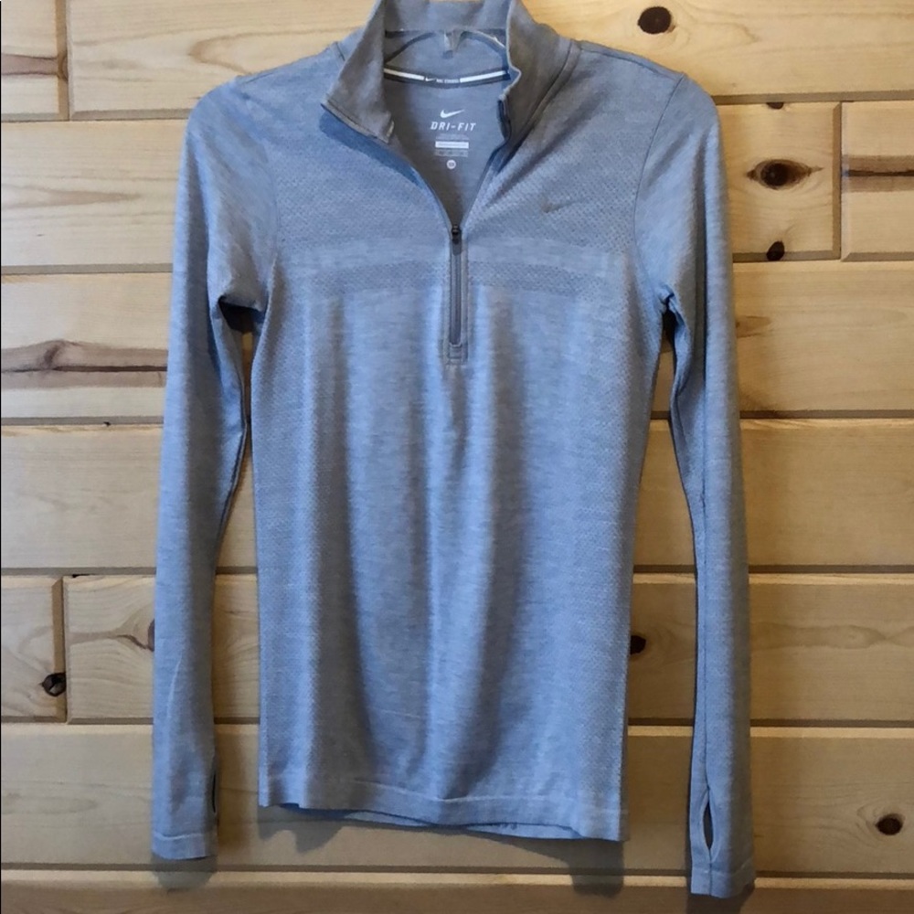 Nike Element Pullover - image 1
